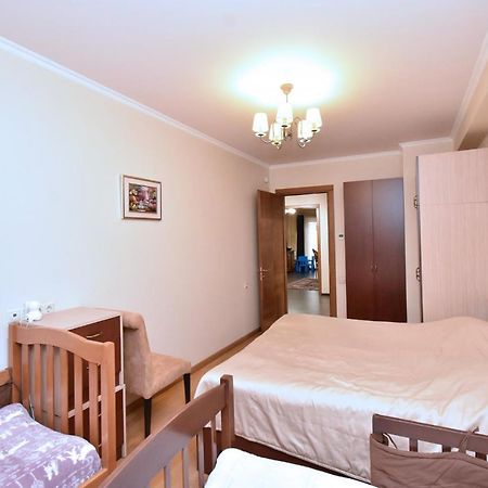 Dos Guest House Yerevan Exterior photo